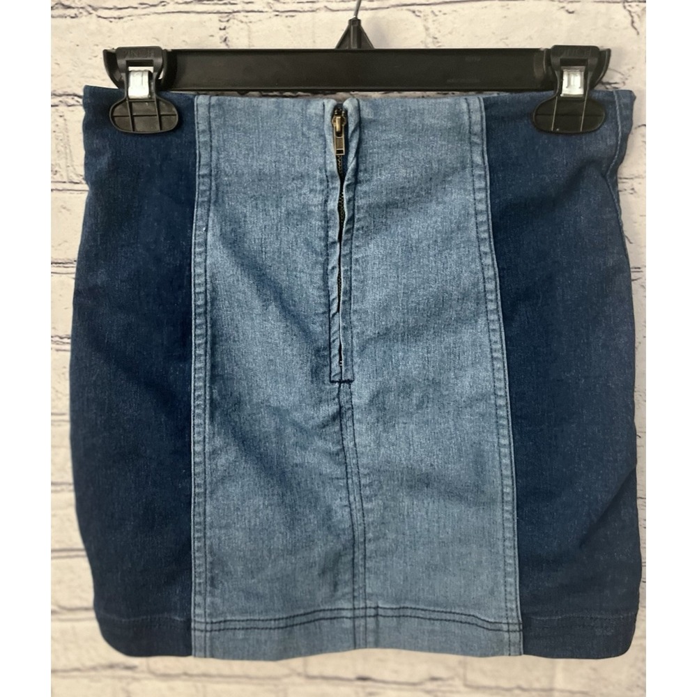 Free People Denim Skirt Stretch Blue Panel Skirt Size 2 Excellent Condition - Picture 3 of 6